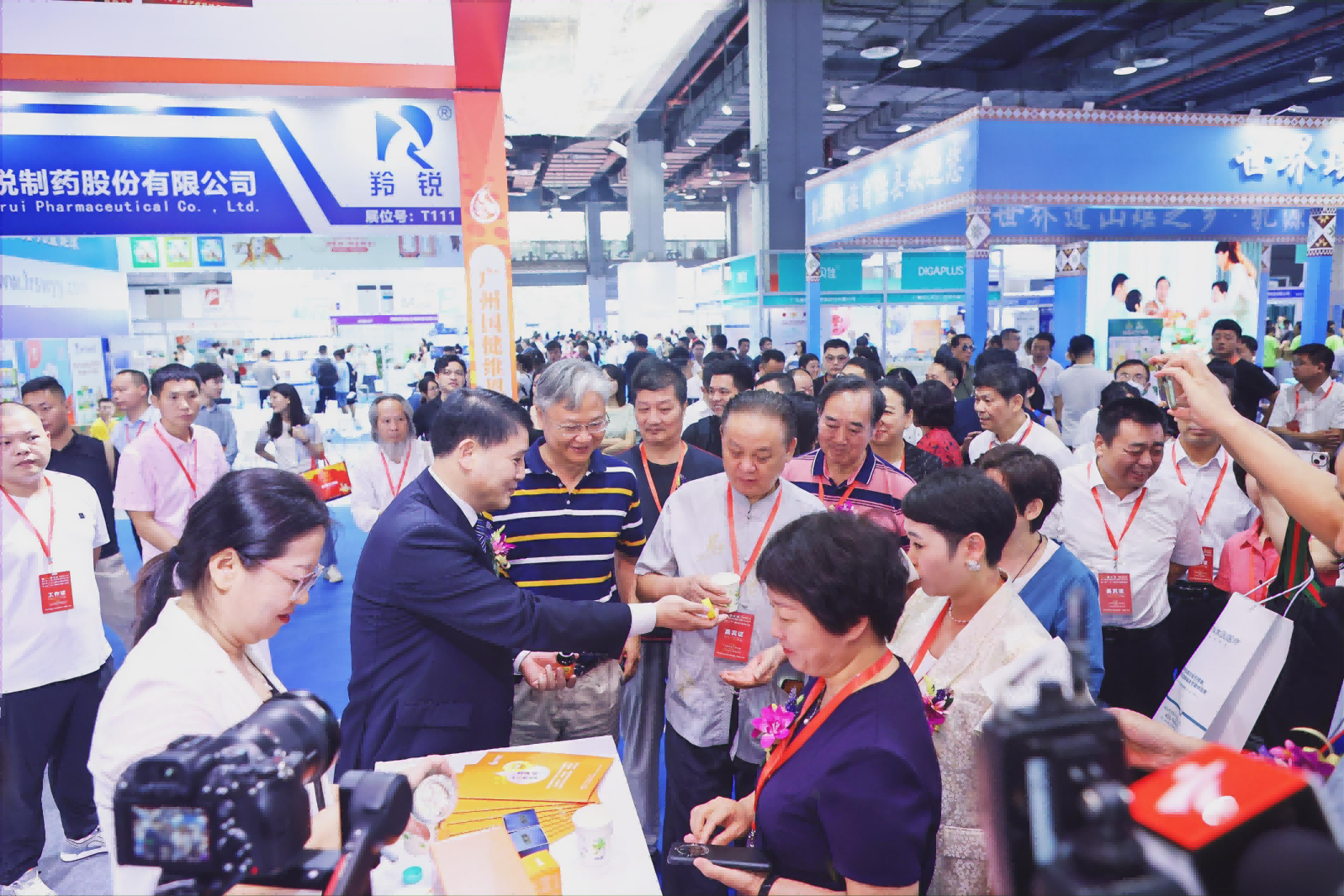 图片8(1).png 图片8(1).png